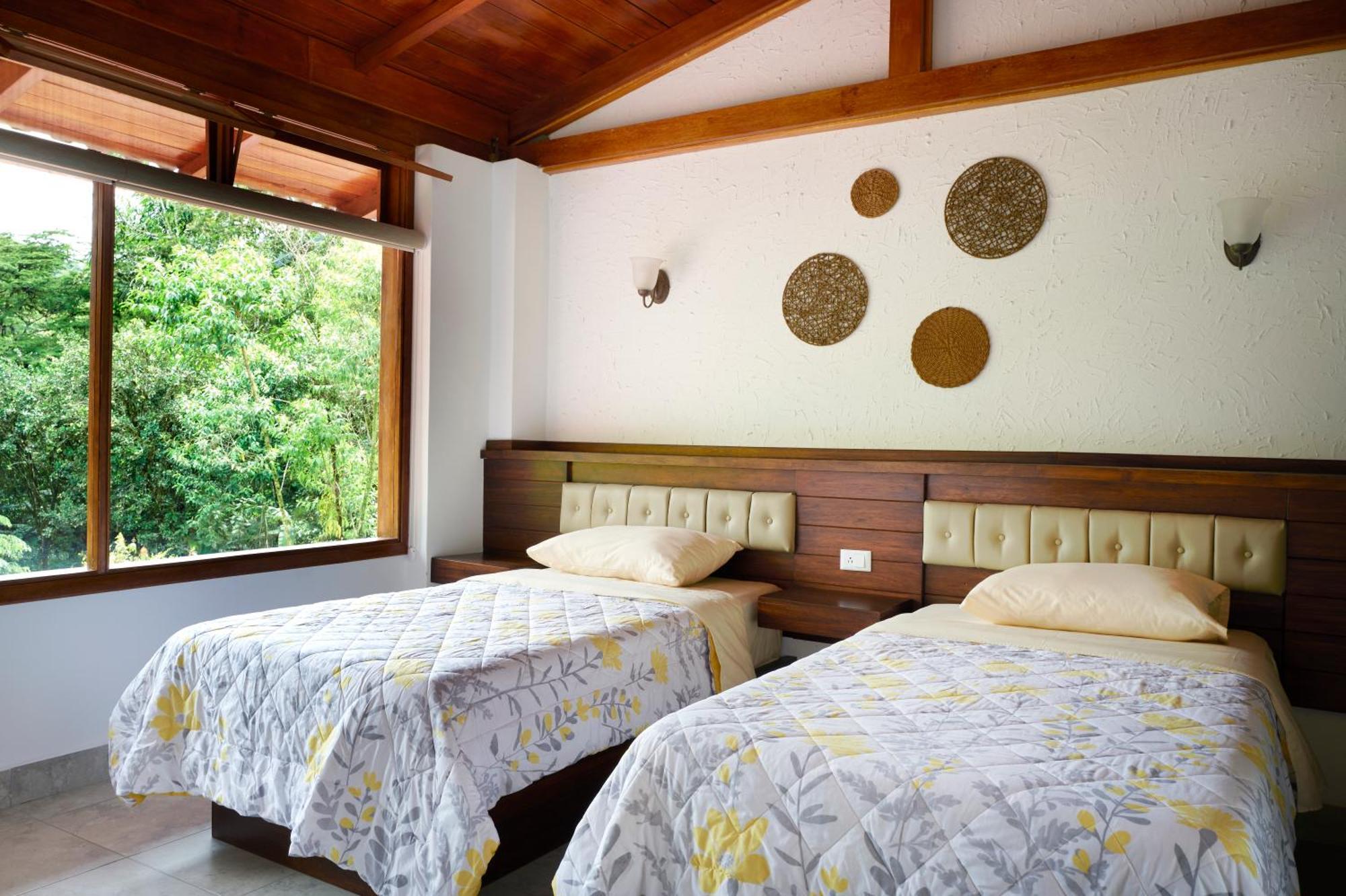 Mindo Monasterium Hotel Luaran gambar